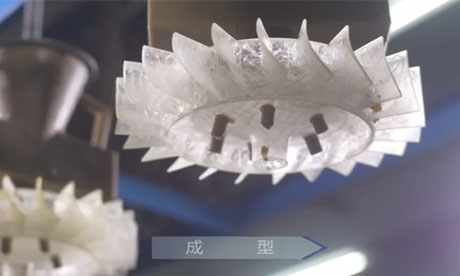 檢查模型的尺寸、外觀，組蠟樹